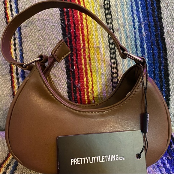 Mini shoulder bag by PrettyLittleThing - Picture 1 of 2